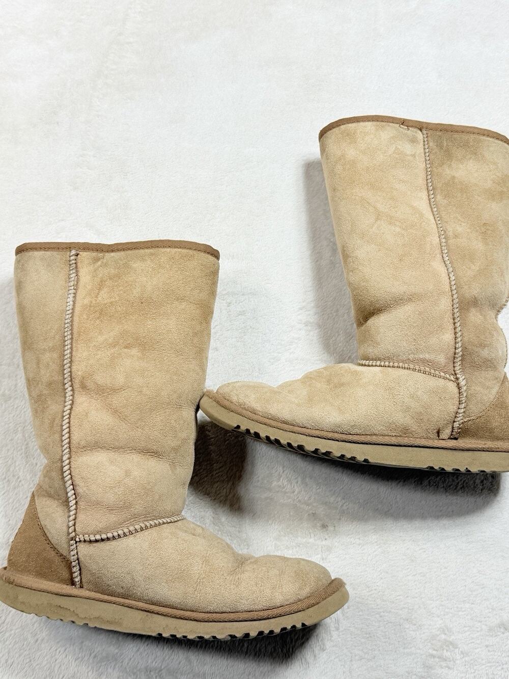 UGG Australia Classic Tall Boots Sand Suede Shearling Cozycore Apres Ski Sz 6
